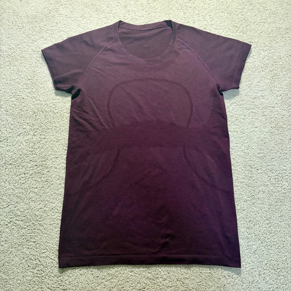 Lululemon Swiftly Short Sleeve T-Shirt Women's 12 Maroon Burgundy Athletic